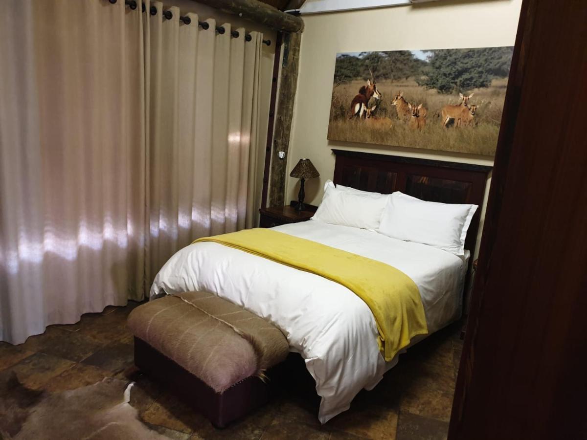Wag N Bietjie Bush Lodge Heuningneskloof Buitenkant foto