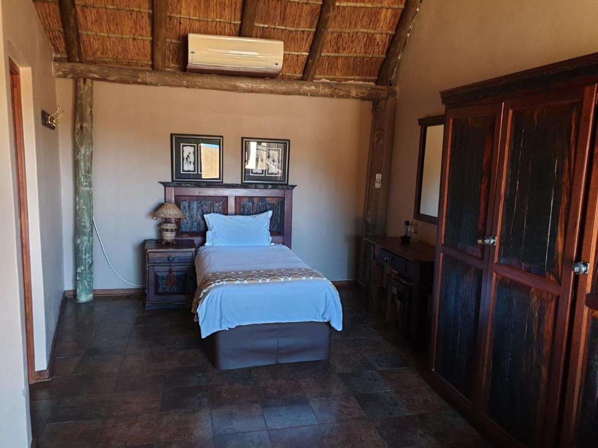 Wag N Bietjie Bush Lodge Heuningneskloof Buitenkant foto