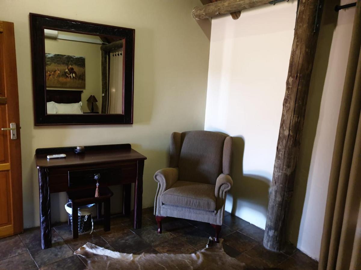 Wag N Bietjie Bush Lodge Heuningneskloof Buitenkant foto