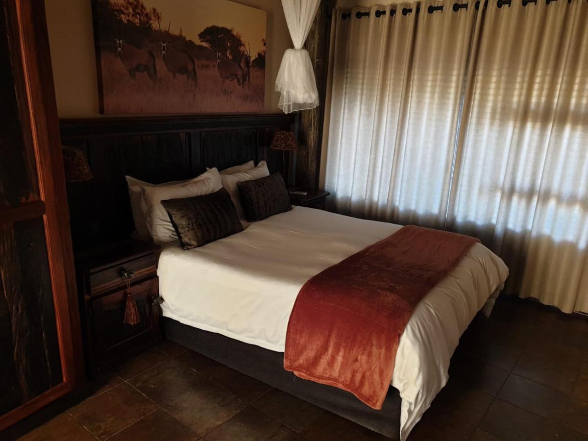 Wag N Bietjie Bush Lodge Heuningneskloof Buitenkant foto