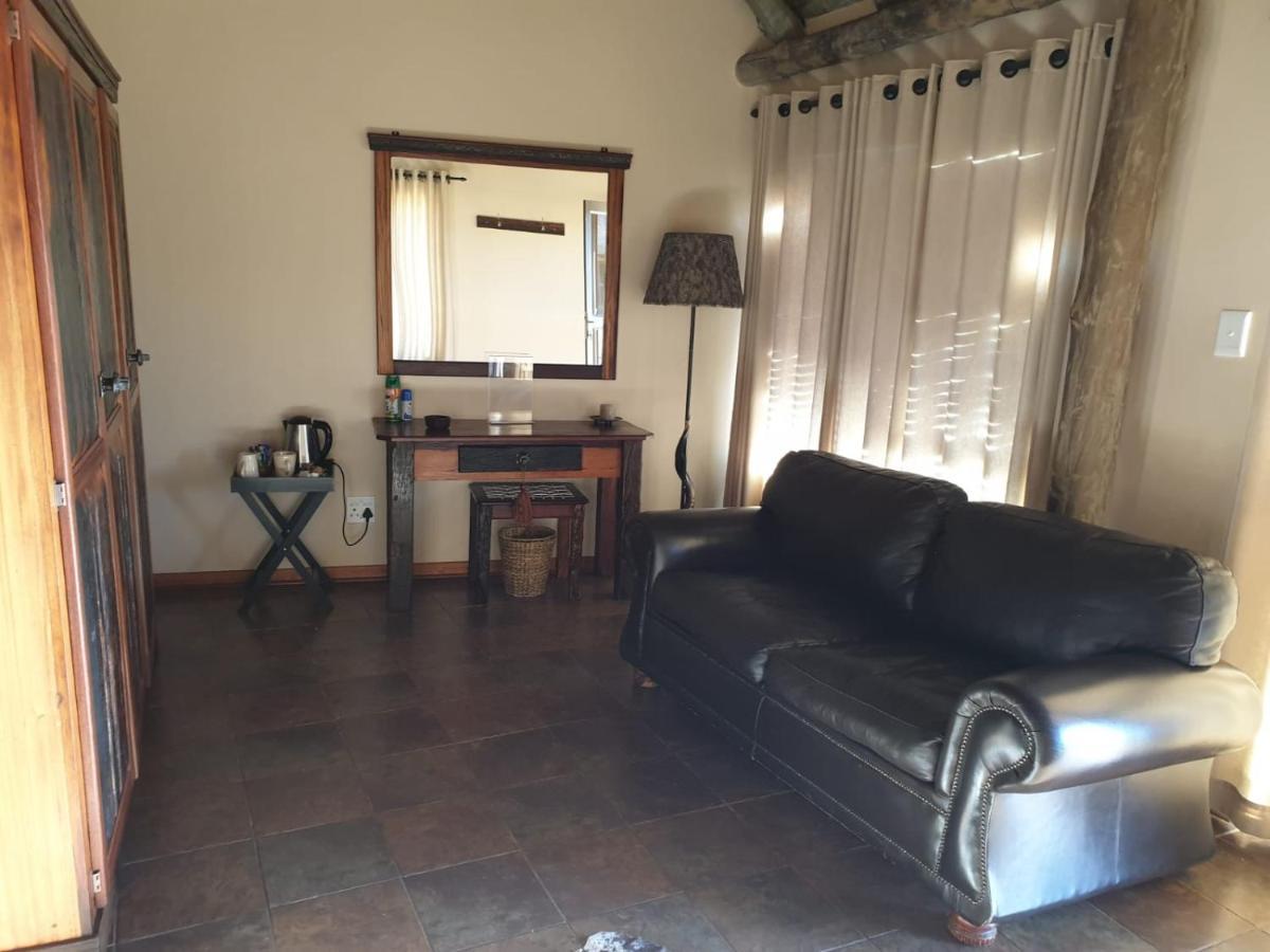 Wag N Bietjie Bush Lodge Heuningneskloof Buitenkant foto
