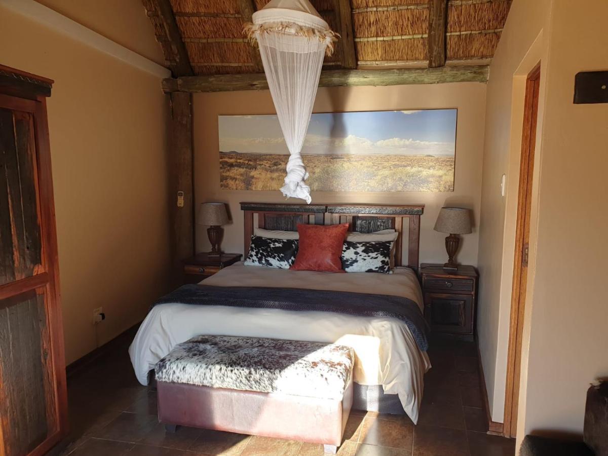 Wag N Bietjie Bush Lodge Heuningneskloof Buitenkant foto